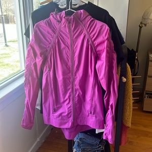 Lululemon light running jacket